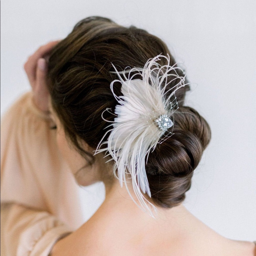 NIB Bridal hair piece.